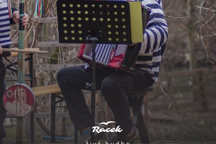 Čtvrtky s živou hudbou na Racku